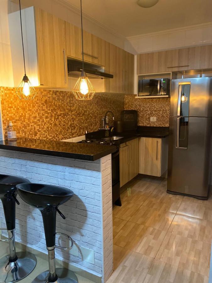 Apartamento Proximo A Praia Da Enseada 과루자 외부 사진